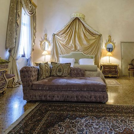 Отель Palazzo Ca' Bernardo By Francesco Molon Венеция Экстерьер фото