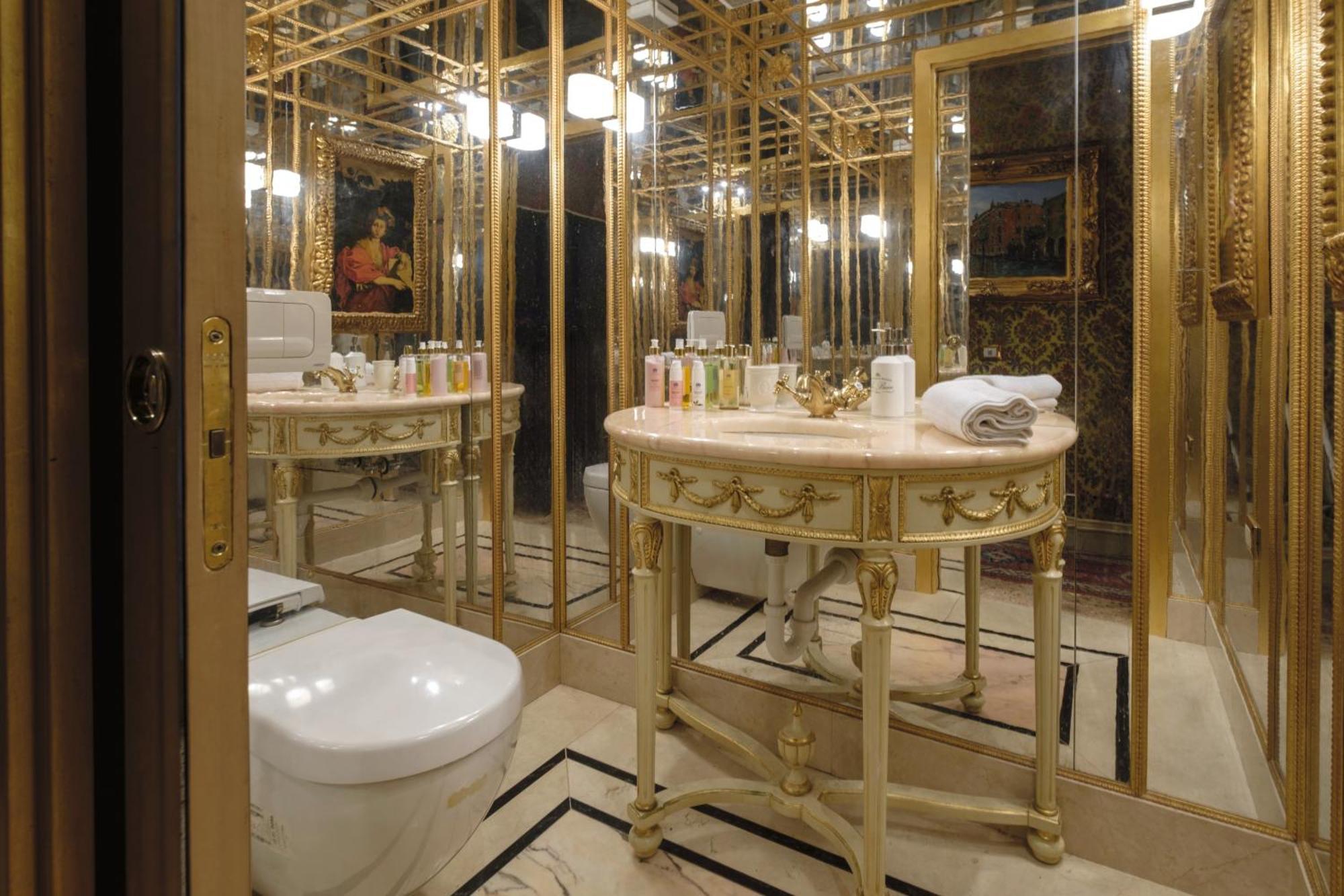 Отель Palazzo Ca' Bernardo By Francesco Molon Венеция Экстерьер фото