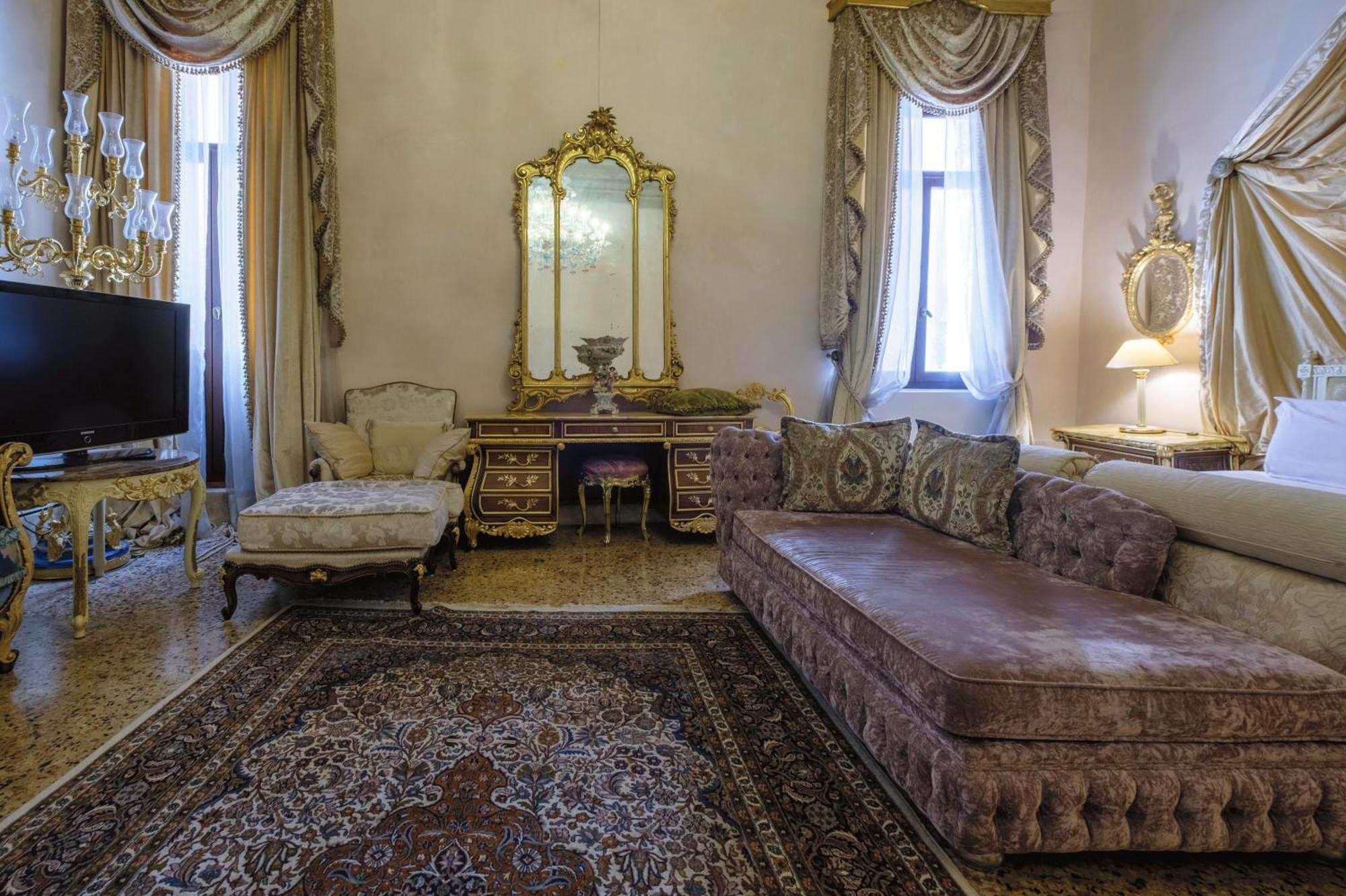 Отель Palazzo Ca' Bernardo By Francesco Molon Венеция Экстерьер фото